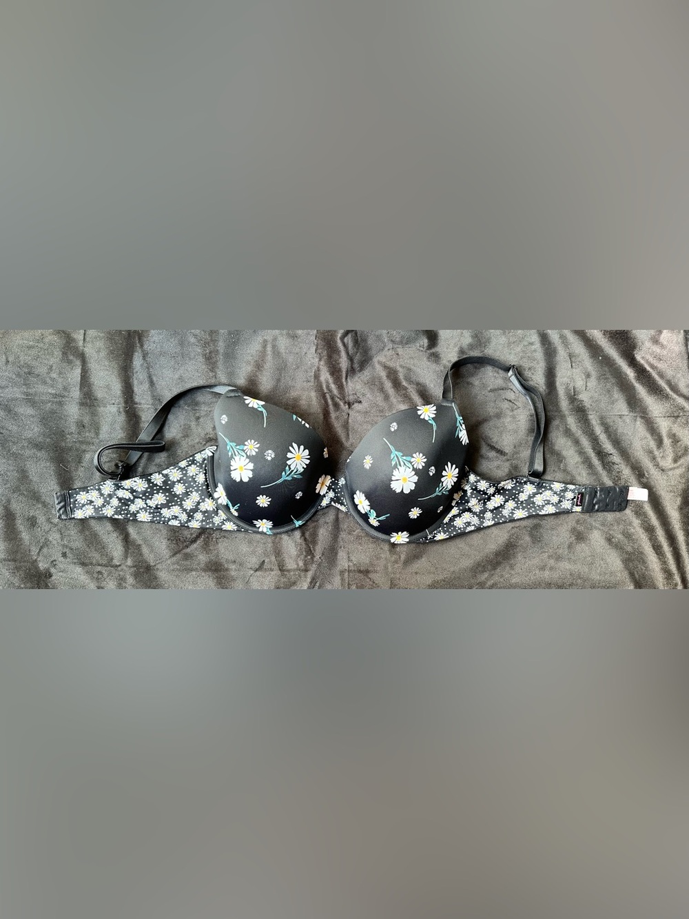 Victorias Secret PINK 36D Bra Black Floral Wear Everywhere T-Shirt Lightly Lined
